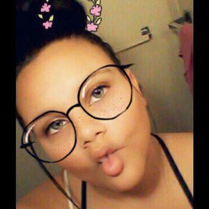 Meet your Posher, Alexus